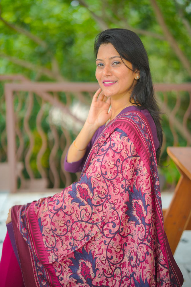 Purple kurti with Pink dupatta