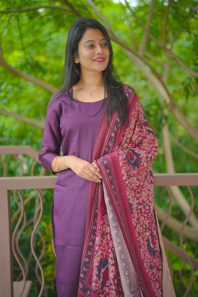 Purple kurti with Pink dupatta