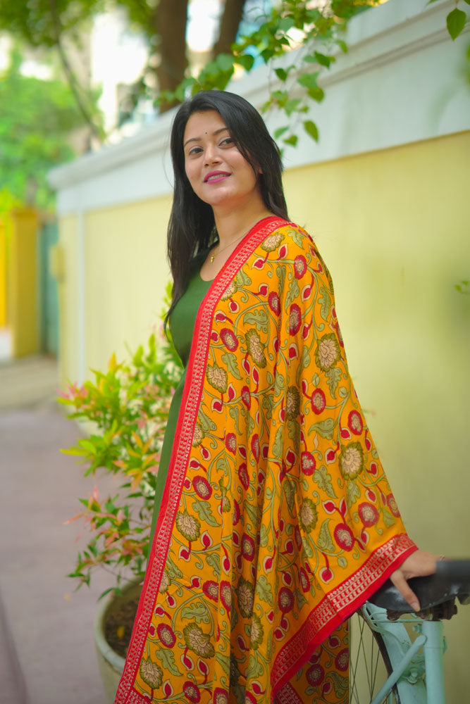 Green Kurti with Mustard Yellow Printed Dupatta