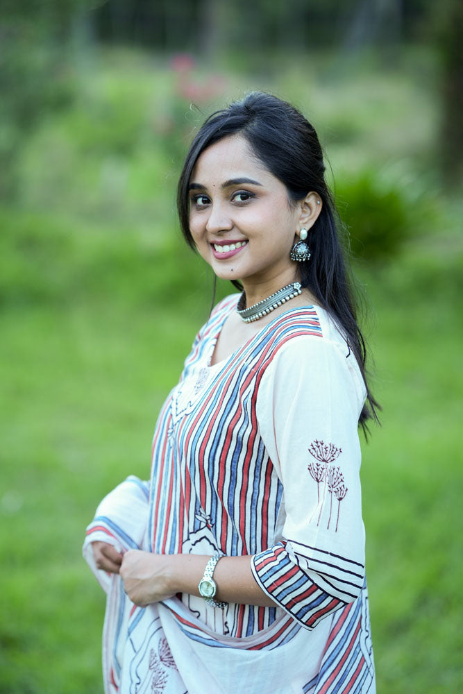 Ivory White Printed Kurti with Dupatta
