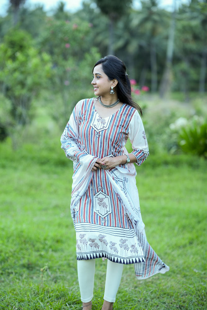 Ivory White Printed Kurti with Dupatta