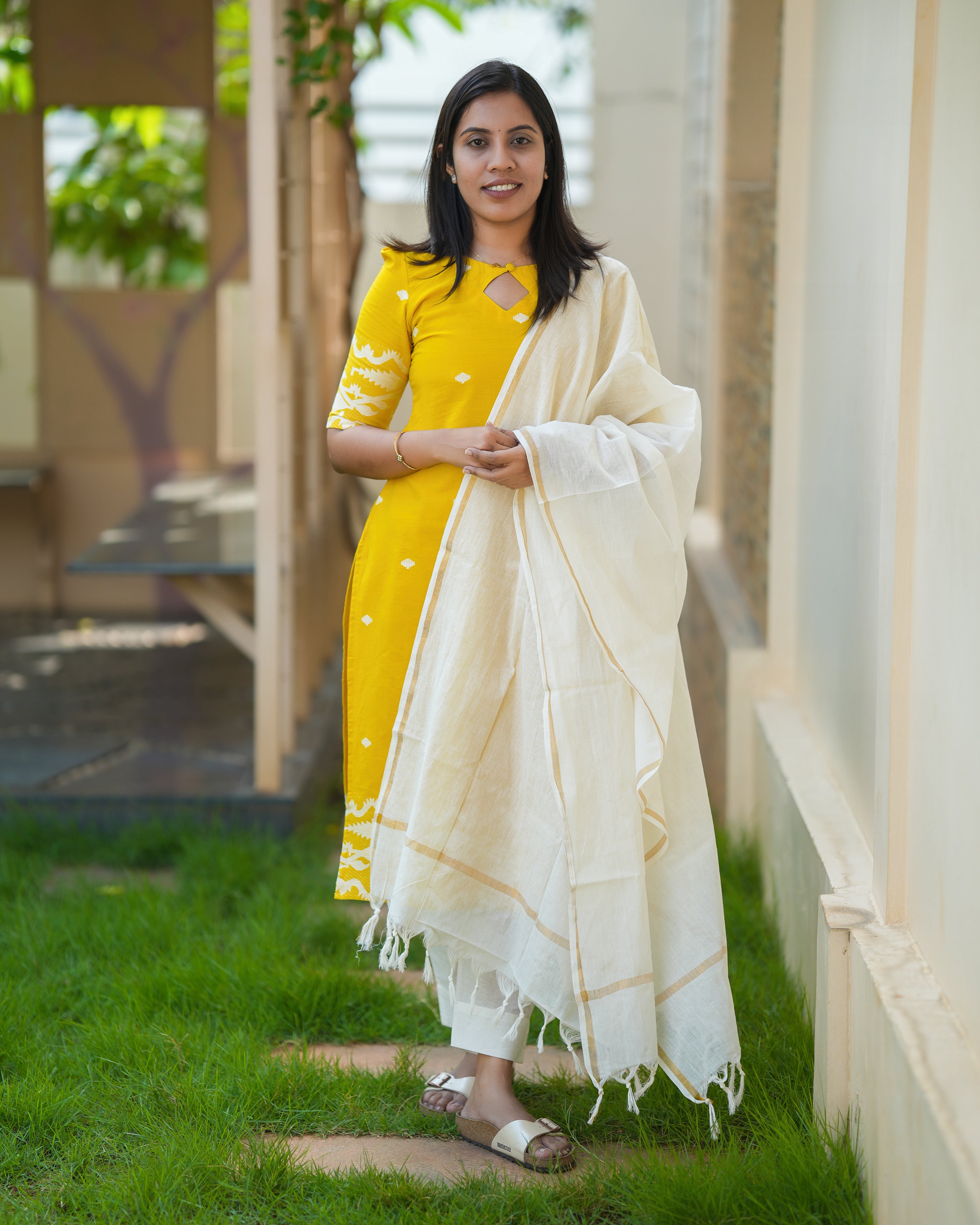 Yellow Kurti with White Kerala Dupatta