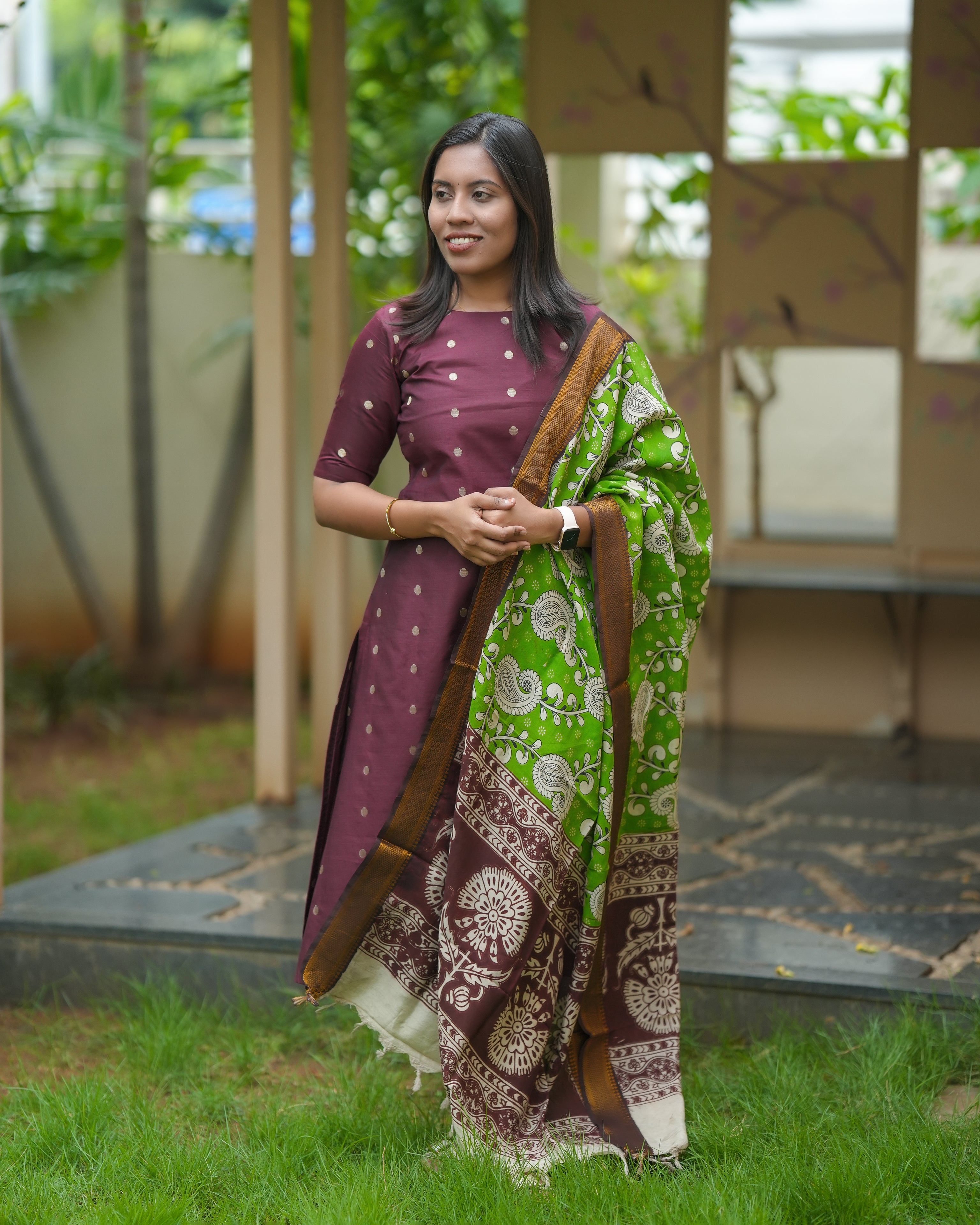 Maroon Kurti with Green Ajrakh Dupatta