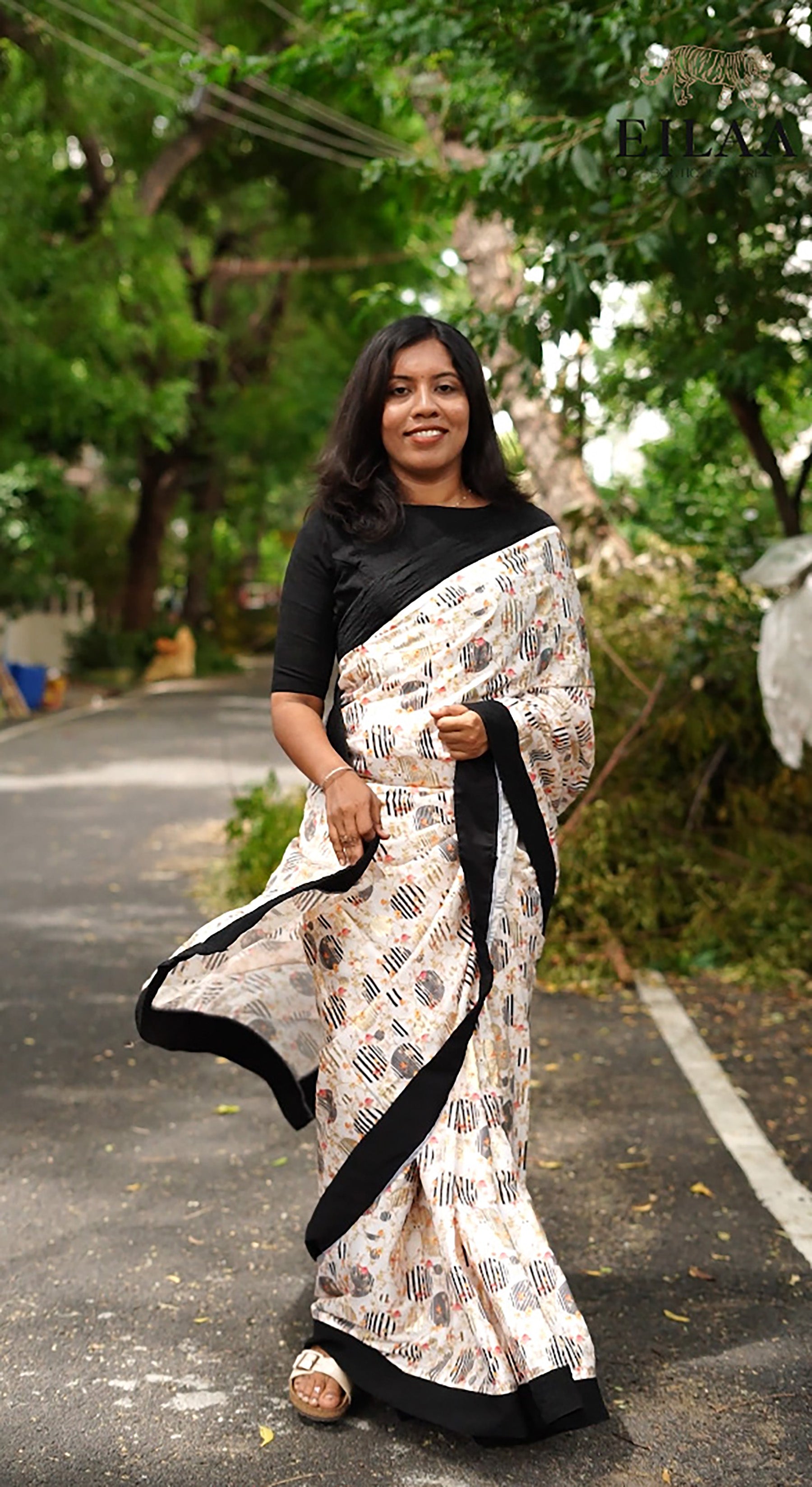 Black and White Elegant Foil Printed Saree