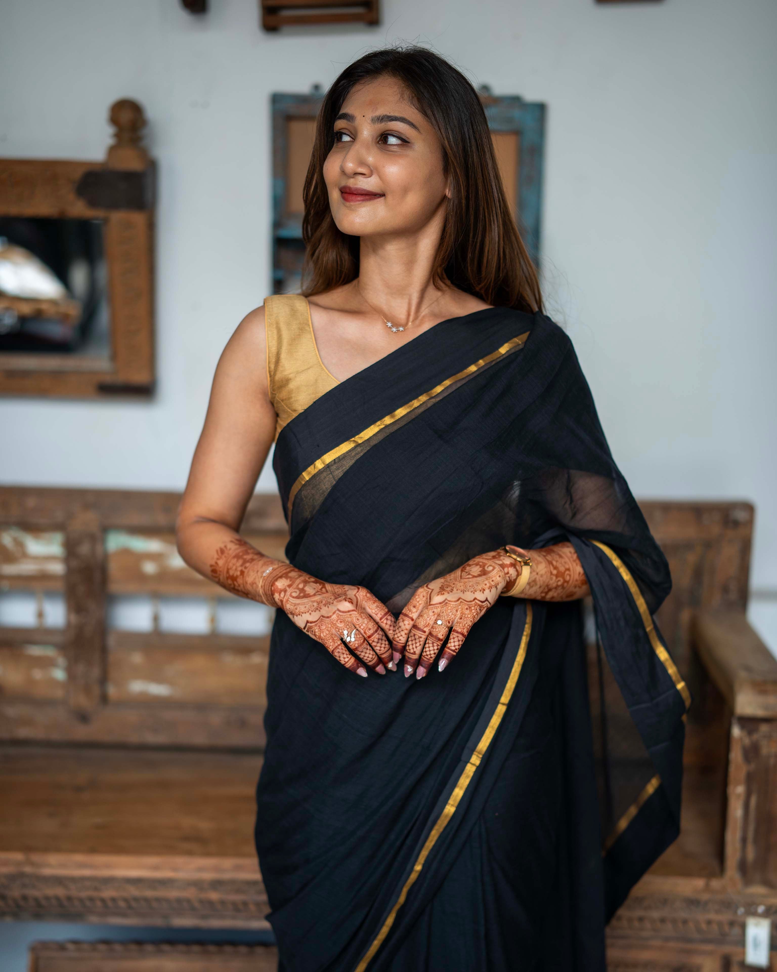 Black Mul Cotton Elegance Saree