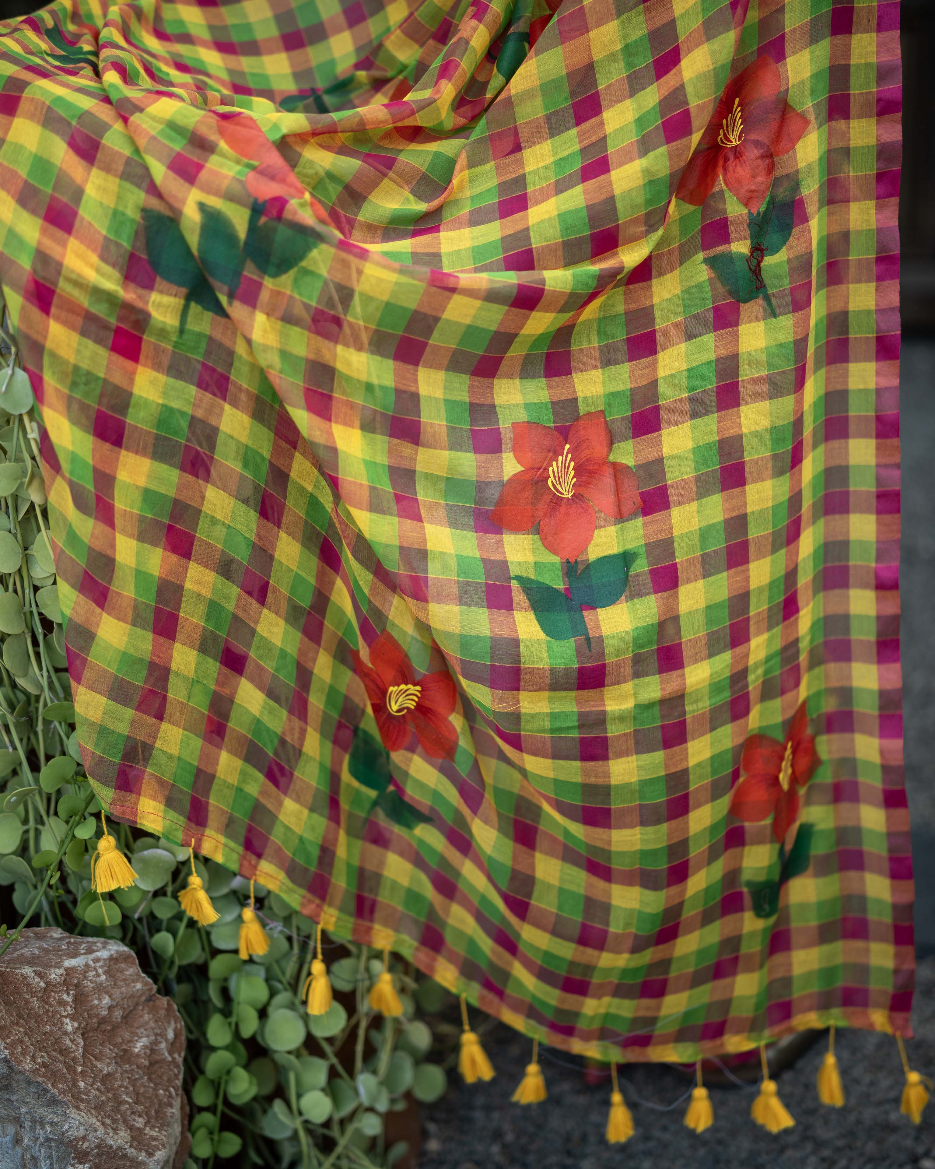 Pink Checked Mul Cotton Saree