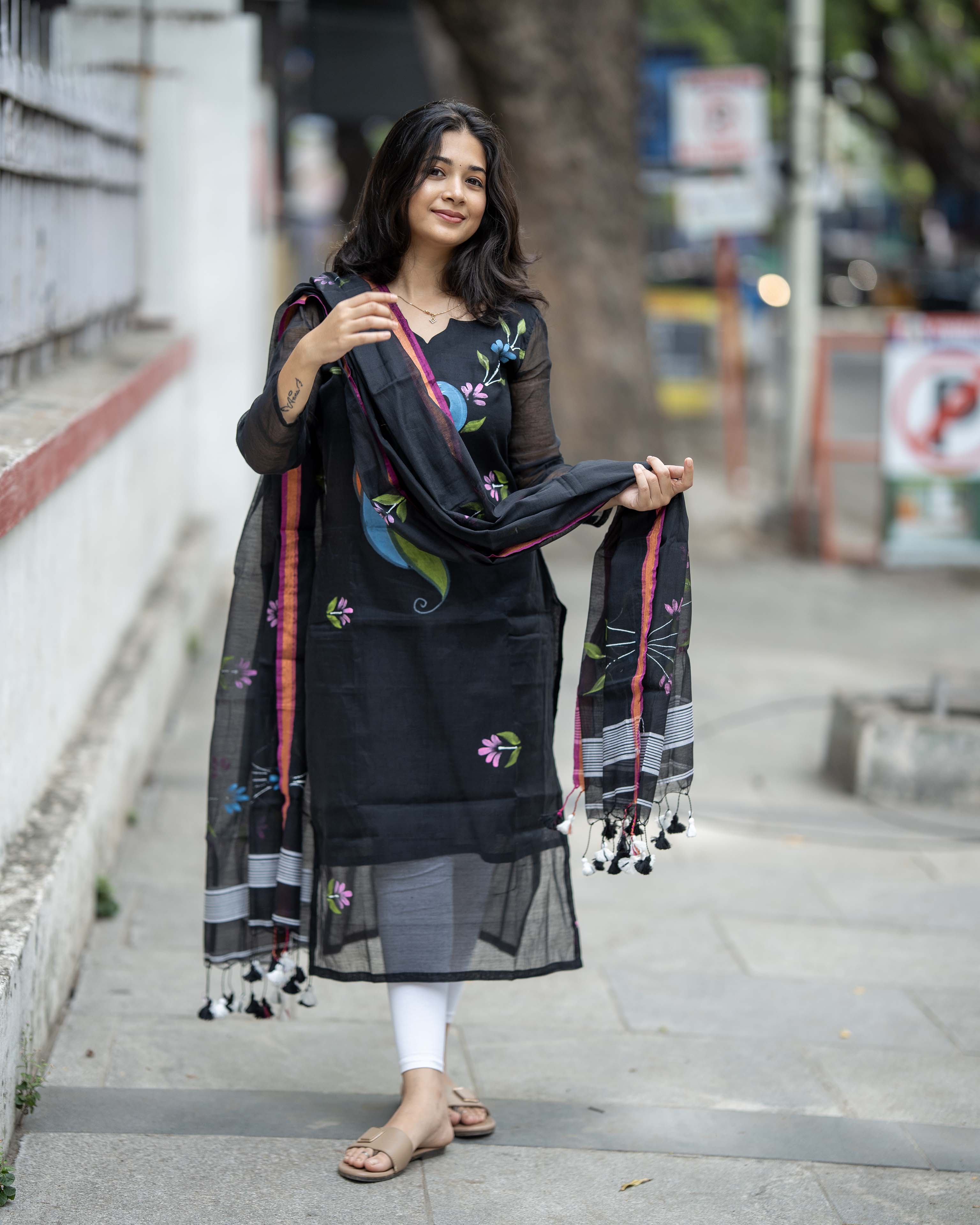 Handpainted Weaves Black Ethnic Top & Duppata