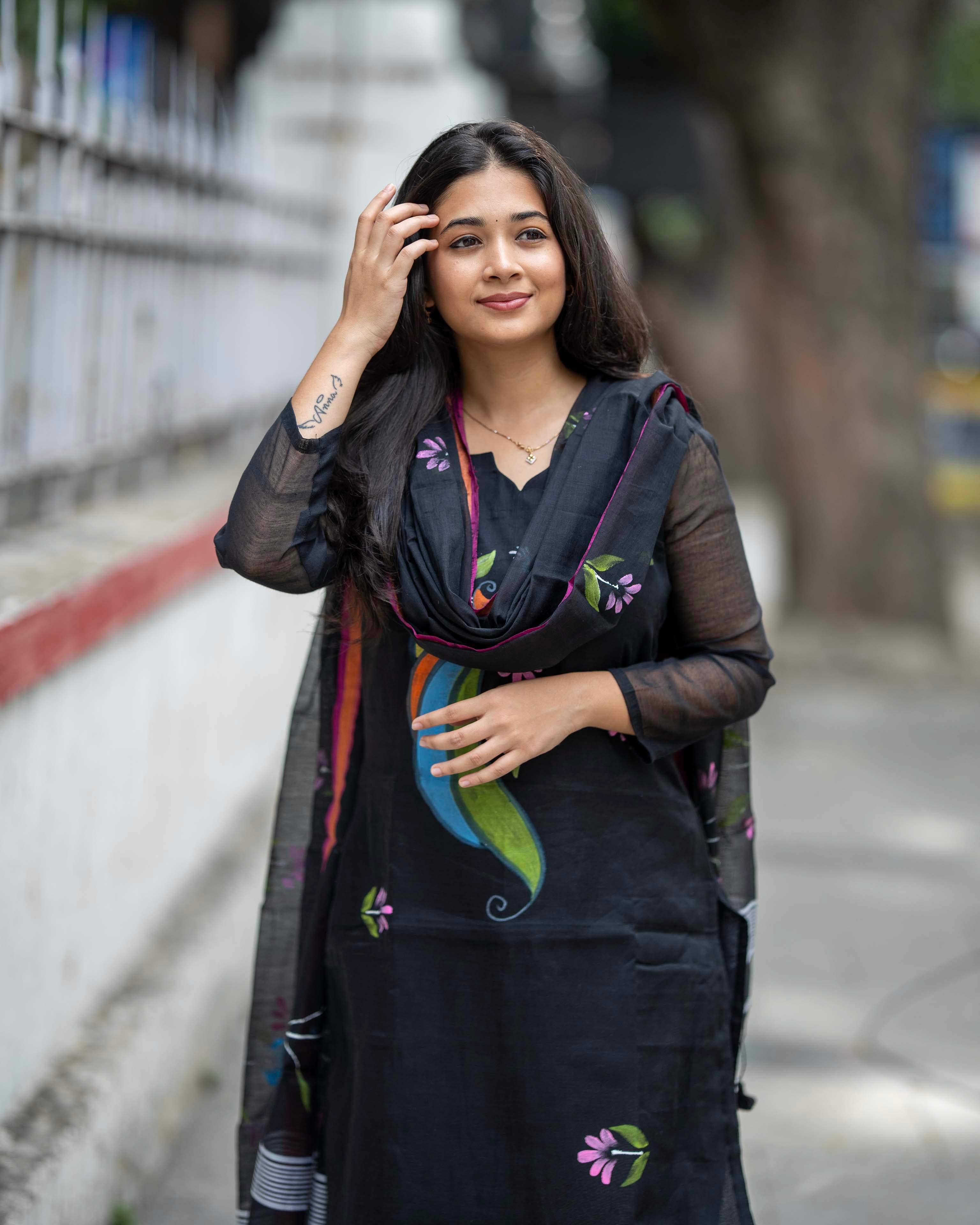 Handpainted Weaves Black Ethnic Top & Duppata