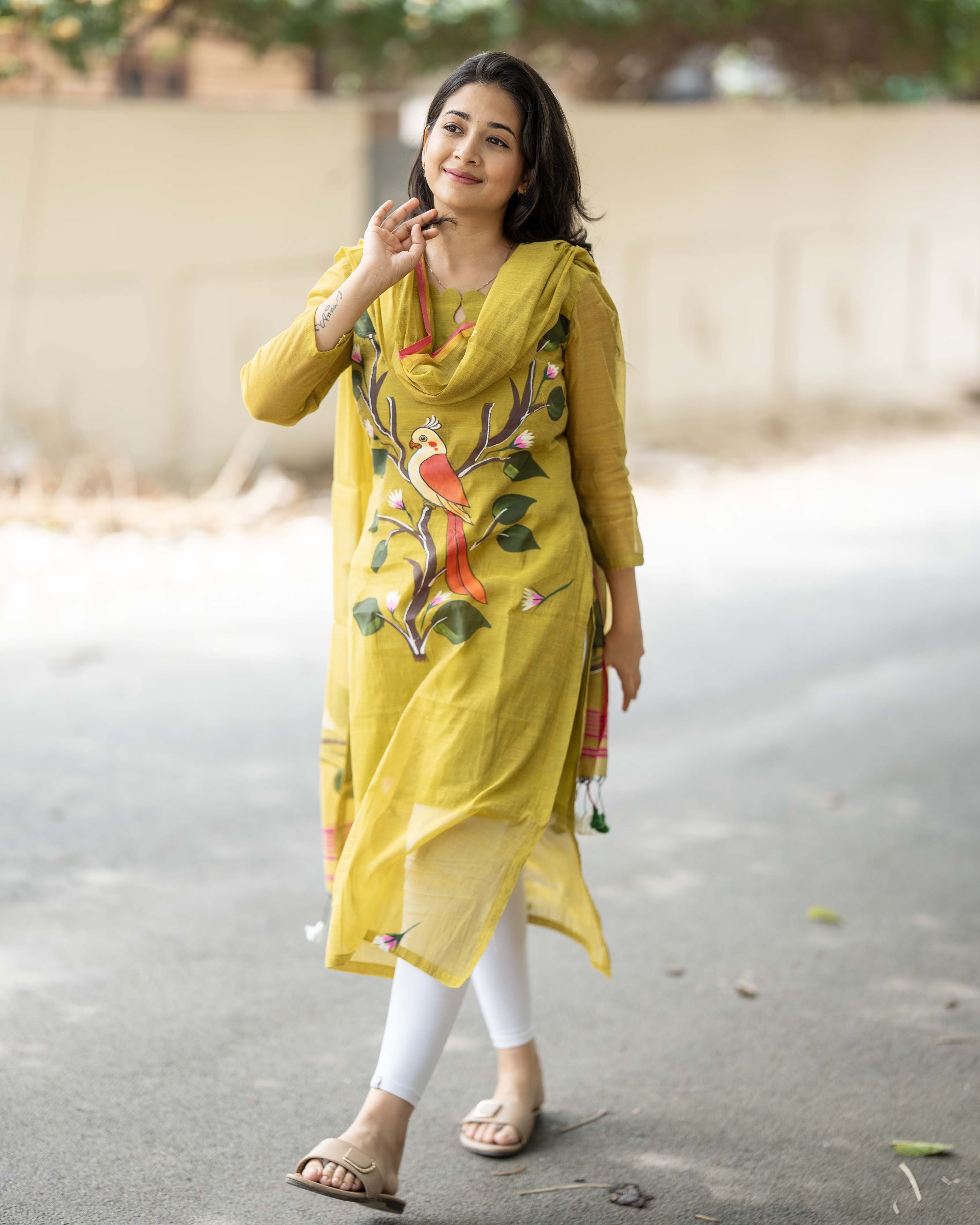 Handpainted Weaves Golden Vines Ethnic Top & Duppata