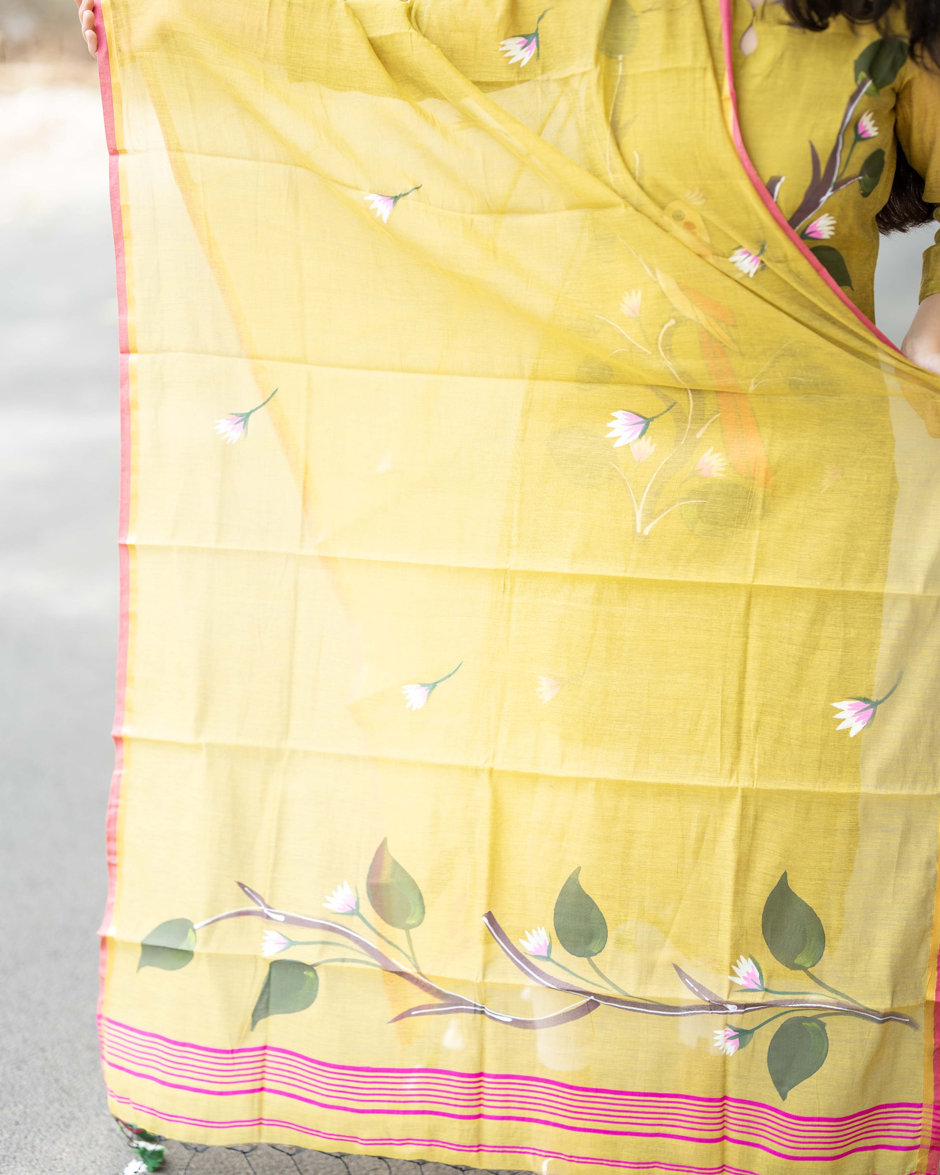 Handpainted Weaves Golden Vines Ethnic Top & Duppata