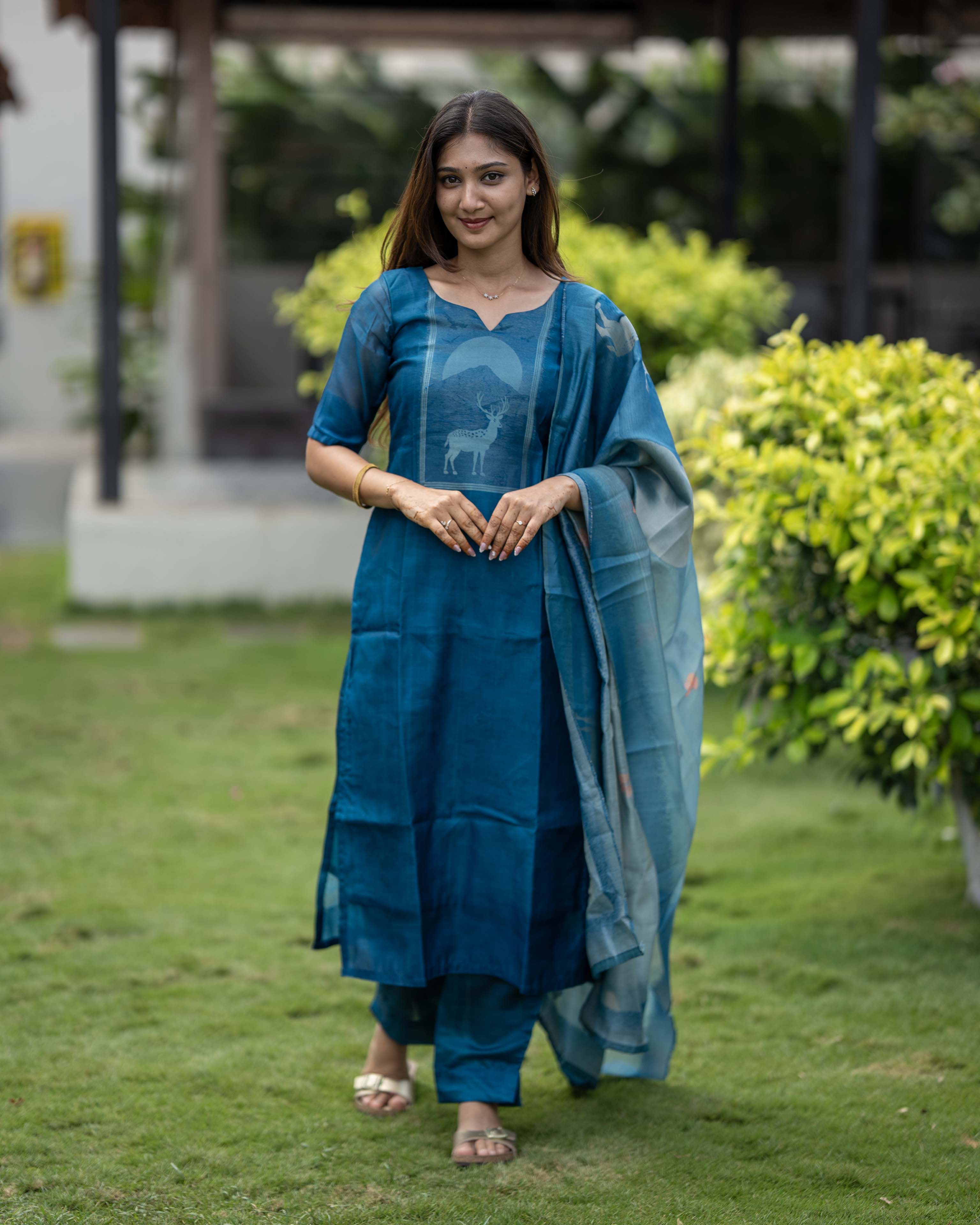Peacock Blue Deer Print 3-Piece Set