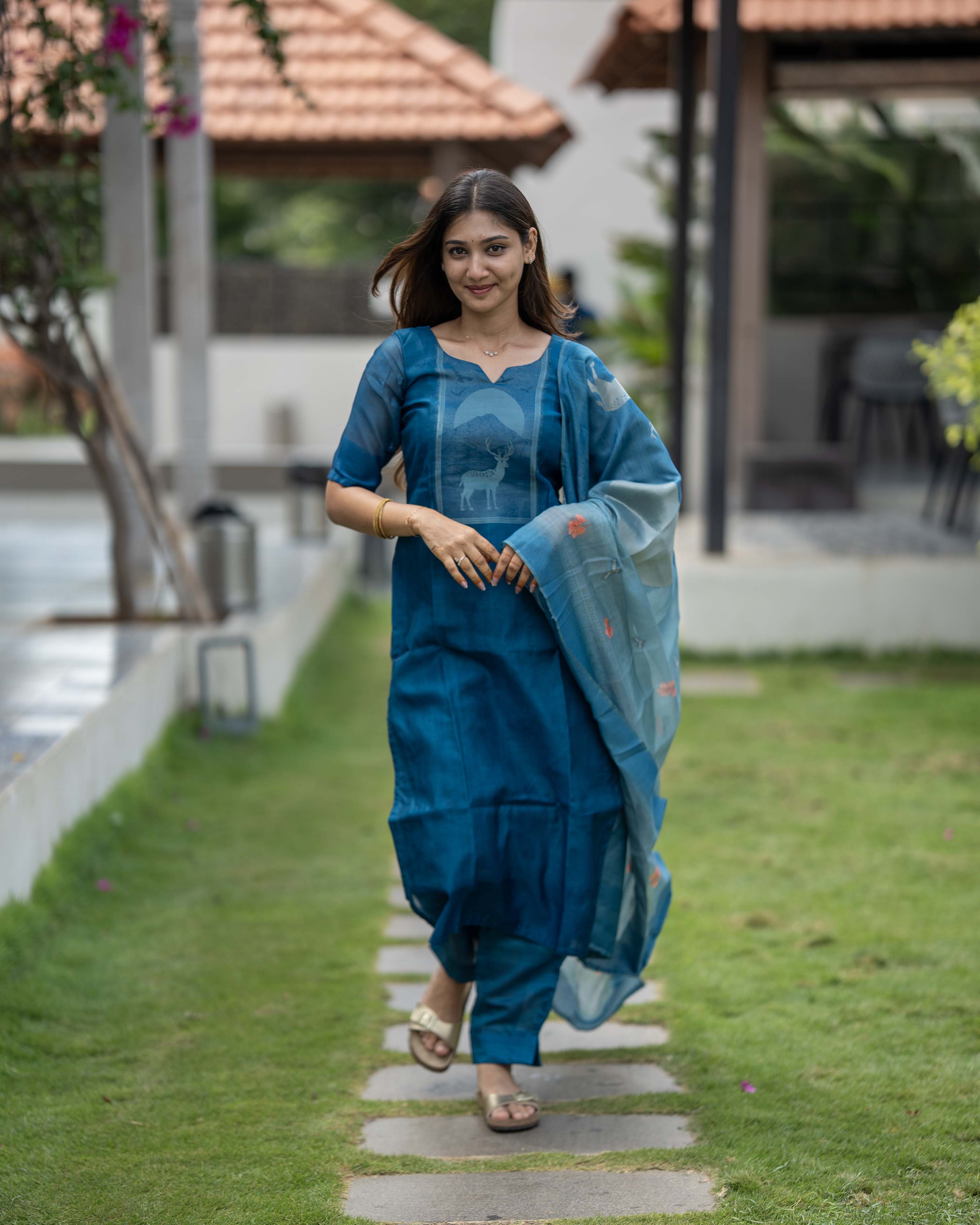 Peacock Blue Deer Print 3-Piece Set