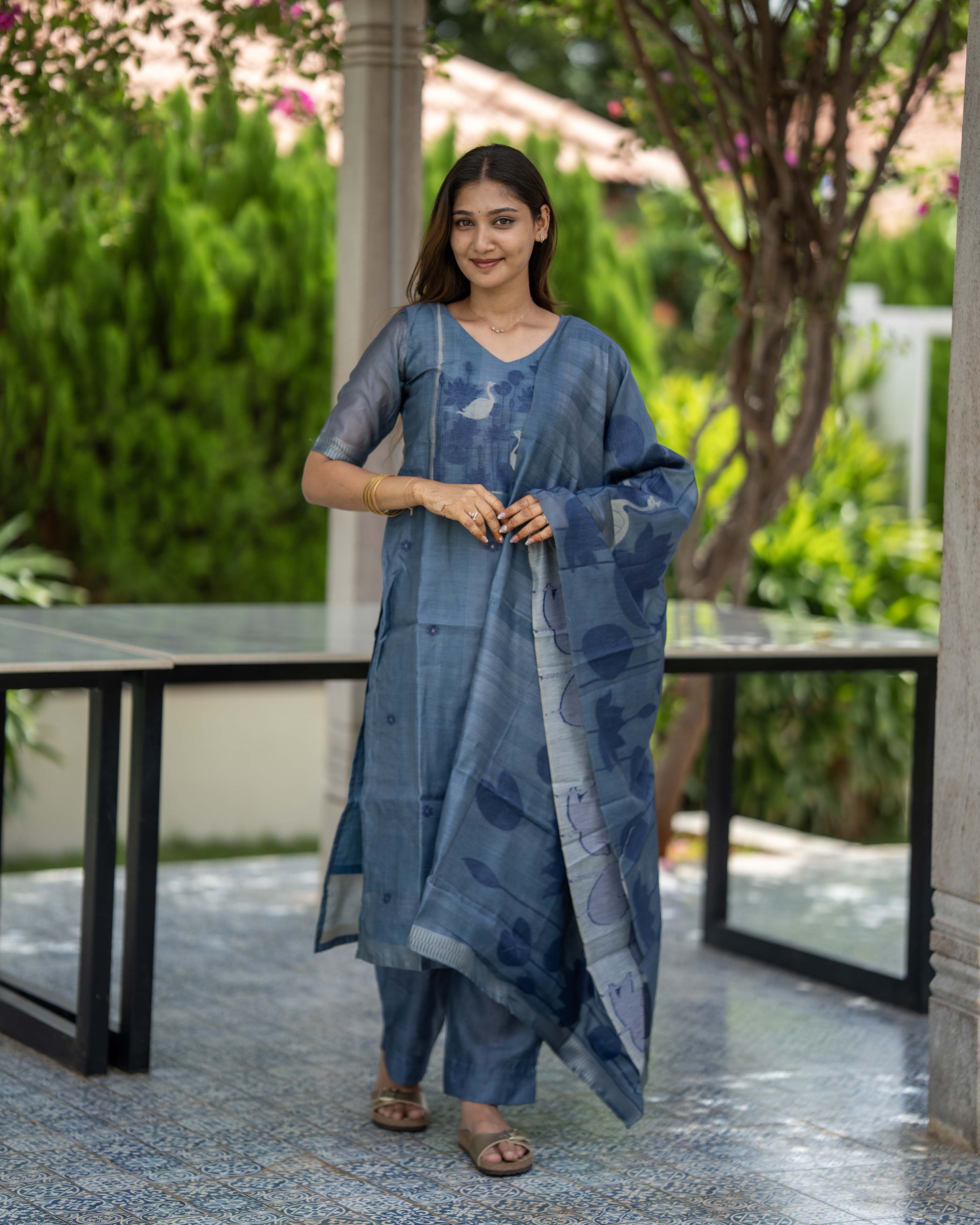 Steel Blue Swan Print 3-Piece Set