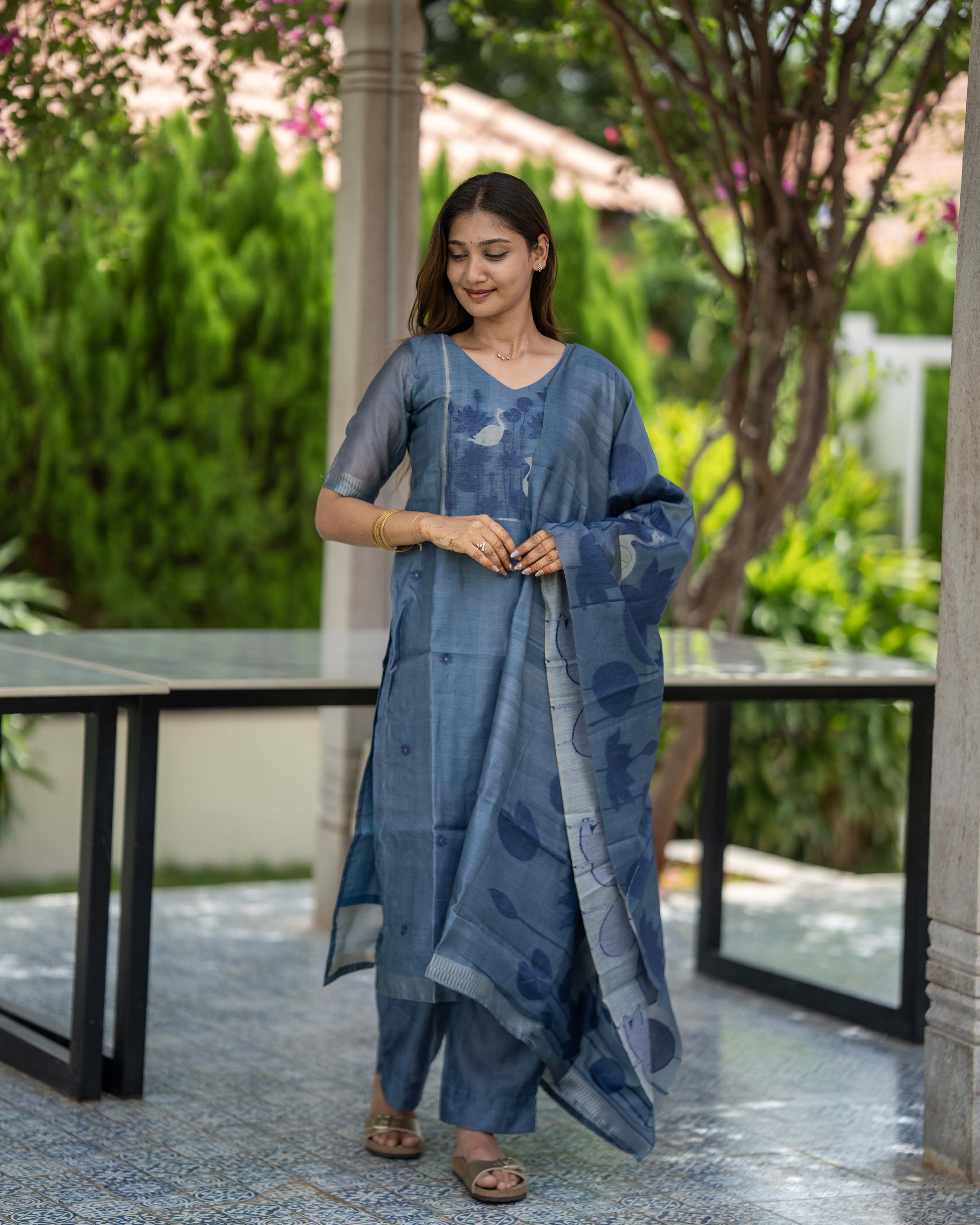 Steel Blue Swan Print 3-Piece Set