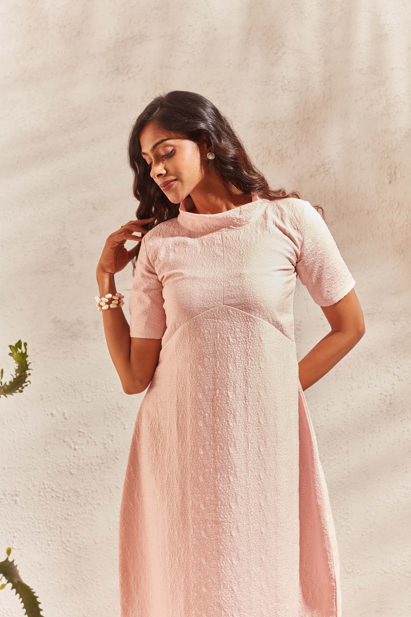 Pink Peach Wide Neck Collar