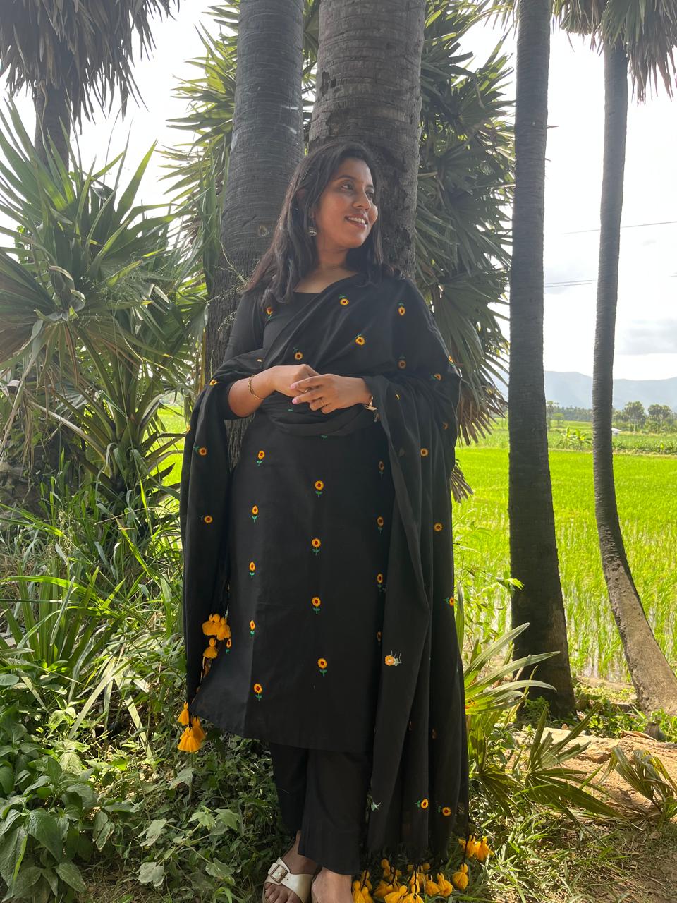 Kiara Embroidered Cotton 3piece Set