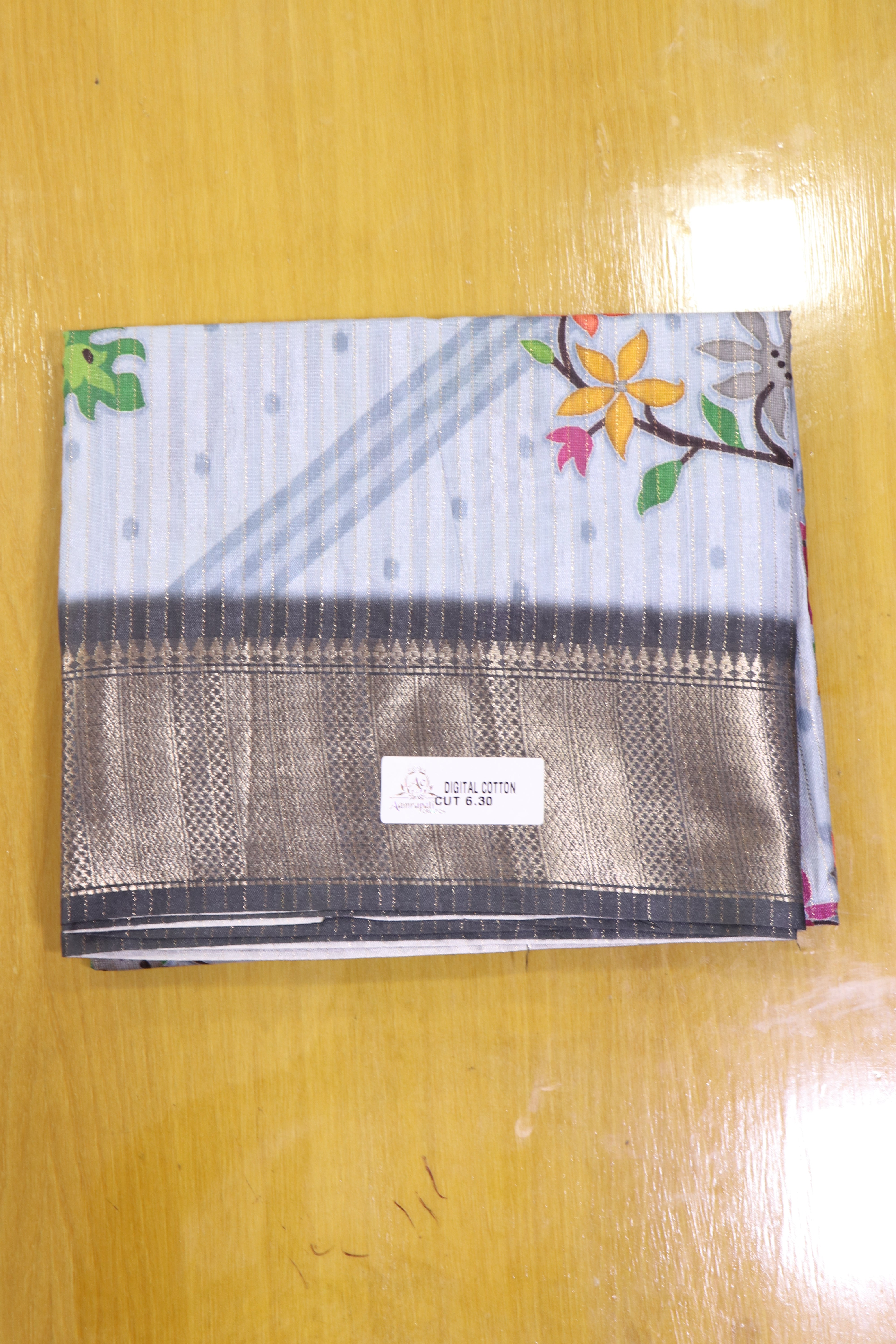 Greyish  Digital Print saree