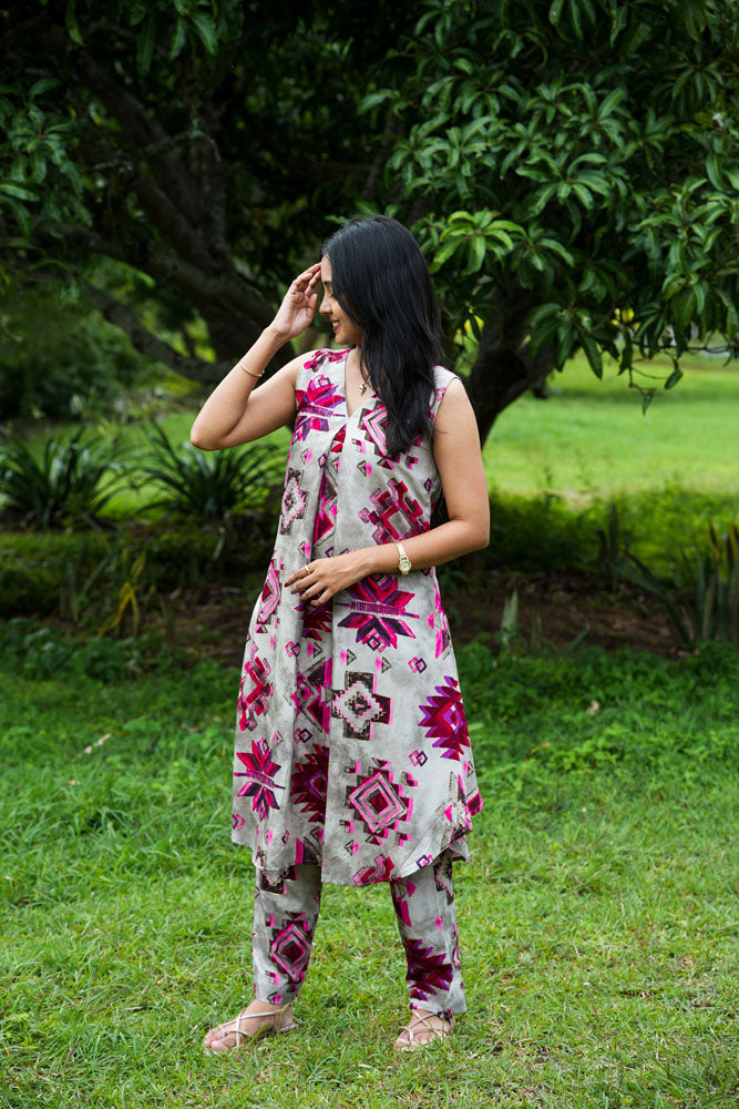 Grey Geometric Coord Set