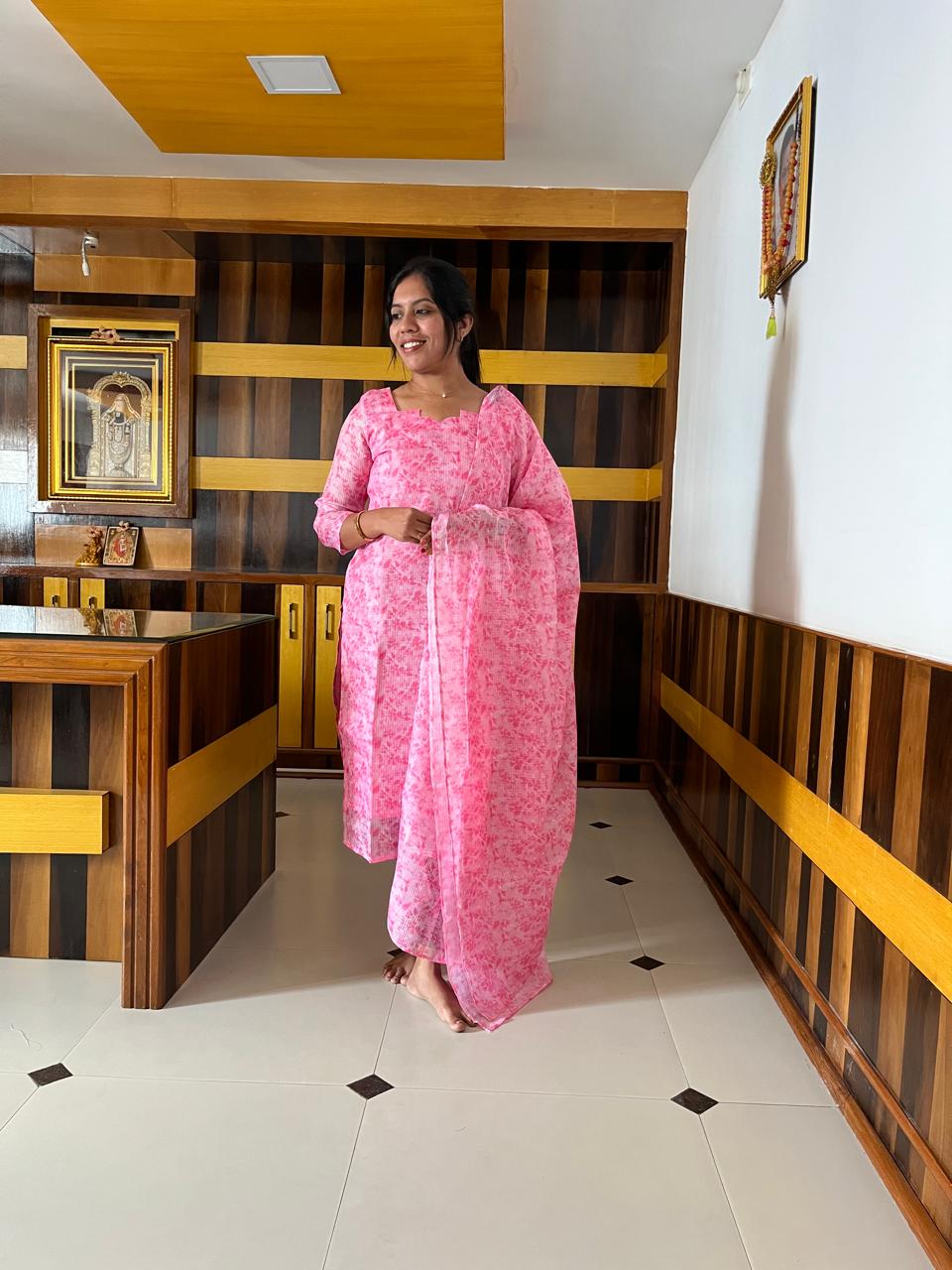 Ivory Garden kurthi