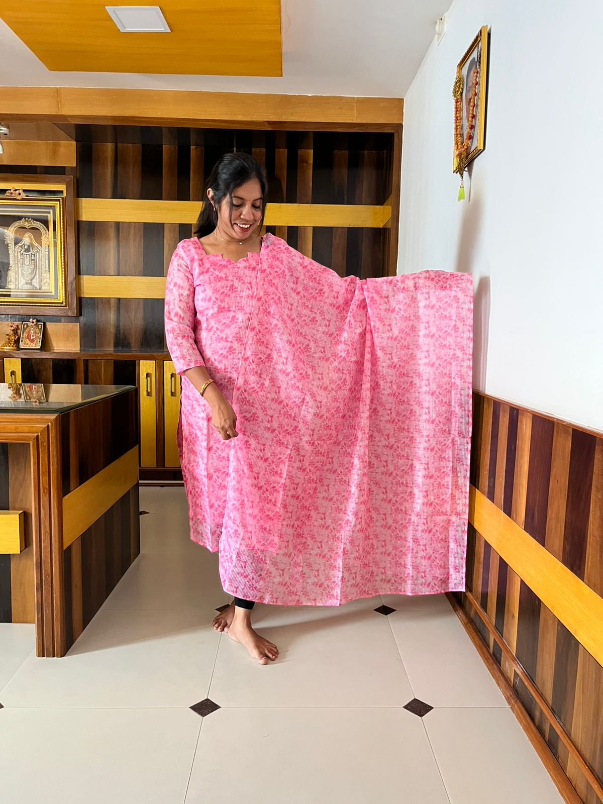 Ivory Garden kurthi