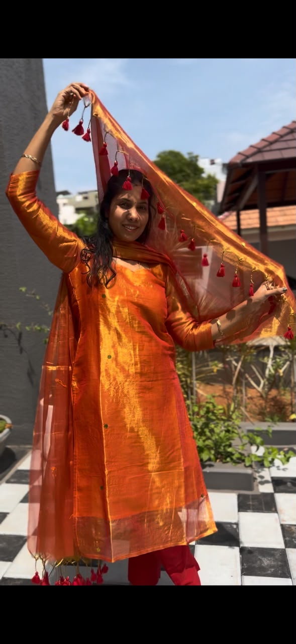 Elegant Rust Orange 3piece Set